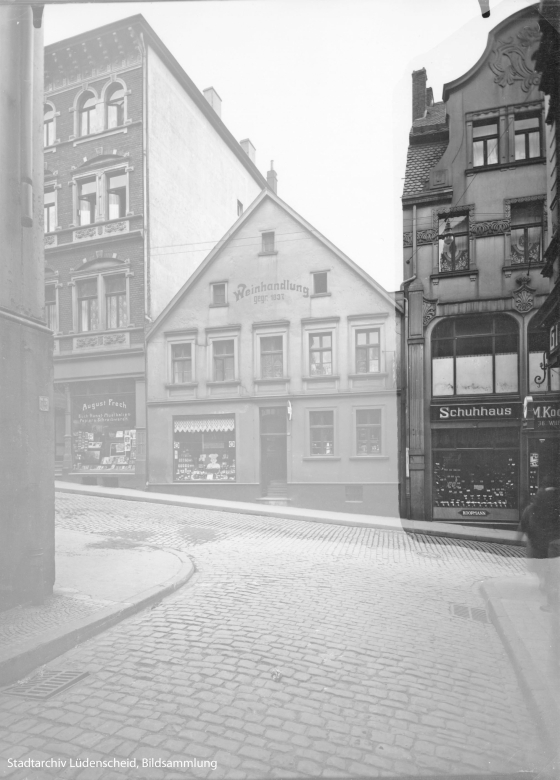 Foto: Blick auf die Häuser der Wilhelmstr. 40-36.